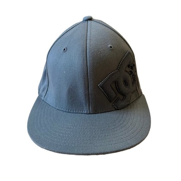 DC Gray Snapback Cap - Picture 1 of 6
